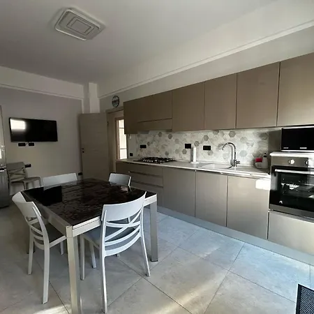 Appartement Casa Neghelli - *